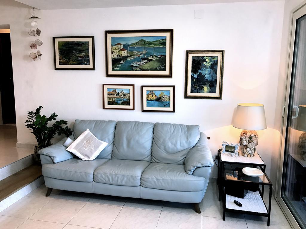 Villa Mica La Maddalena  Luaran gambar